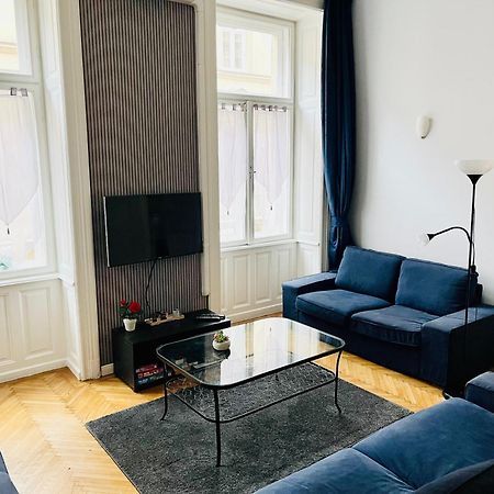 Rakoczi Apt Budapeste Exterior foto